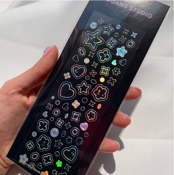 SOOANG STUDIO Double line hologram