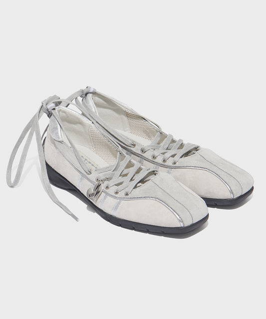 24FW x KIOF BLISS LACEUP SNEAKERS Silver