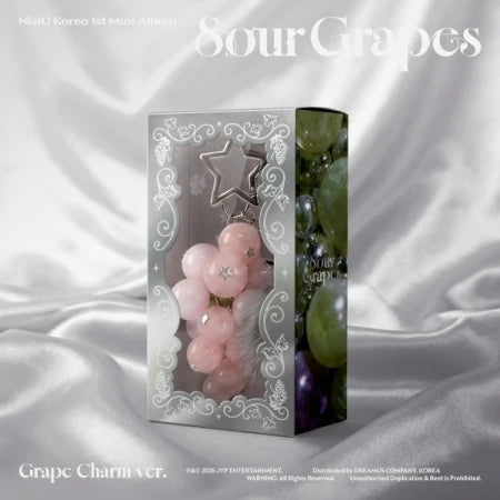 NiziU - Sour Grapes (1st Mini Album) Grape Charm Version
